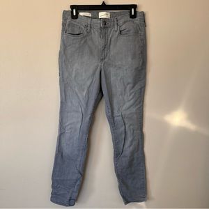 Universal thread gray skinny jeans